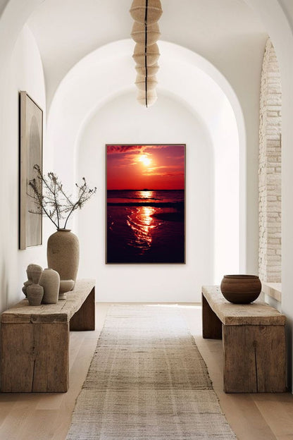 Tirage photo fine art coucher de soleil rouge au lac de Sanguinet avec reflets sur l'eau et cabane sur pilotis en silhouette