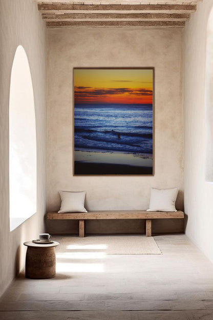 Tirage photo fine art coucher de soleil à Biscarrosse Plage avec surfeur et reflets colorés sur l’eau